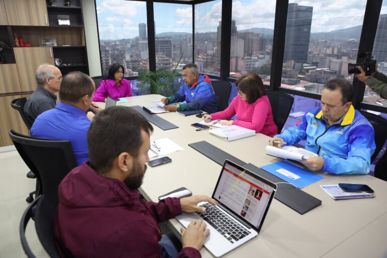 Consejo de Vicepresidentes afina estrategias para mejorar calidad de vida de los venezolanos
